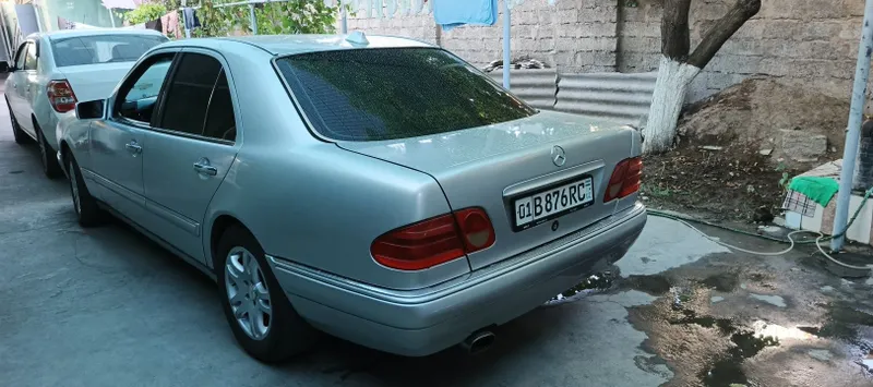 Продам Мерседес 210 1 Продам Мерседес 210 1