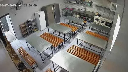 Срочно продается готовое общежитие 20 комнат,4,5 сотки.Транспортный ин 3