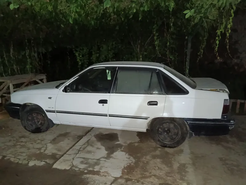 Avto nexia1 2001conc
