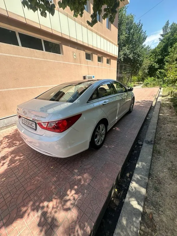 Hyundai Sanata Full в идеальном состоянии, наличная аренда, бартер, trade-in 3 Hyundai Sanata Full в идеальном состоянии, наличная аренда, бартер, trade-in 3