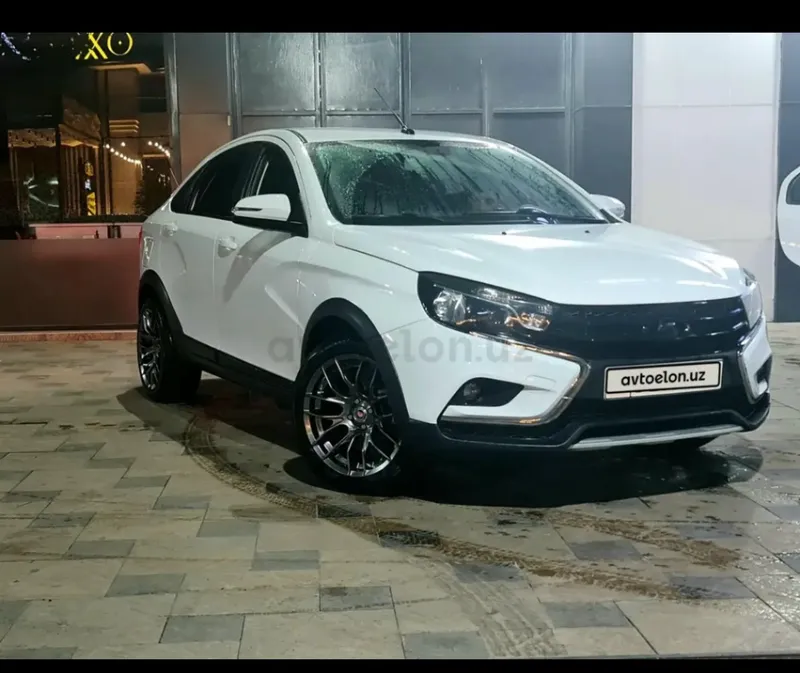 Lada Vesta