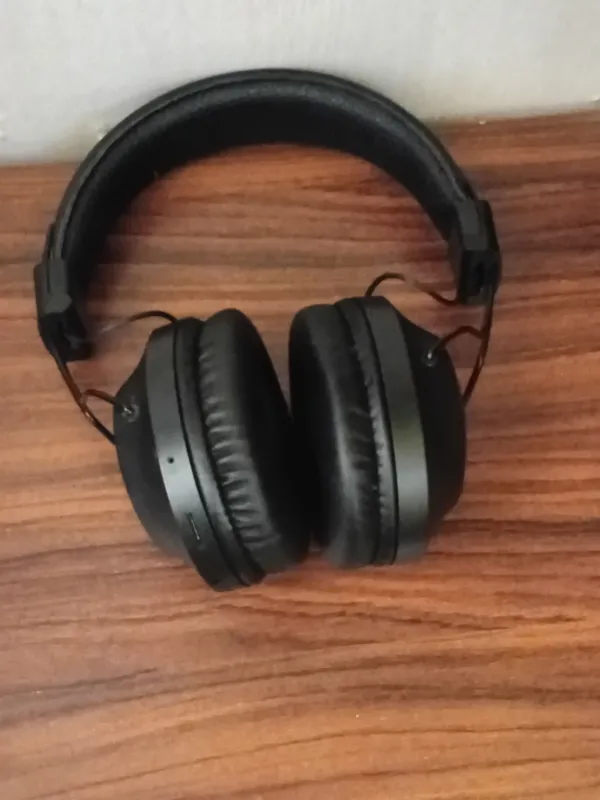 Продаётся: беспроводные Bluetooth-наушники 3 Продаётся: беспроводные Bluetooth-наушники 3