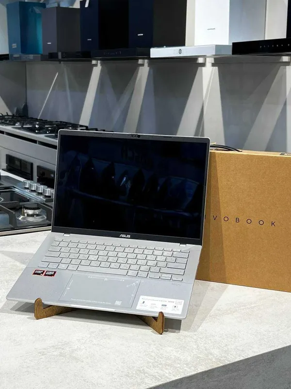 Asus Vivobook S14 AMD Ryzen 5 220/16/512/Display 14' OLED FHD 1 Asus Vivobook S14 AMD Ryzen 5 220/16/512/Display 14' OLED FHD 1