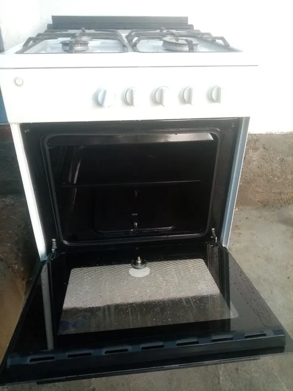Газовая плита Artel продаётся 3