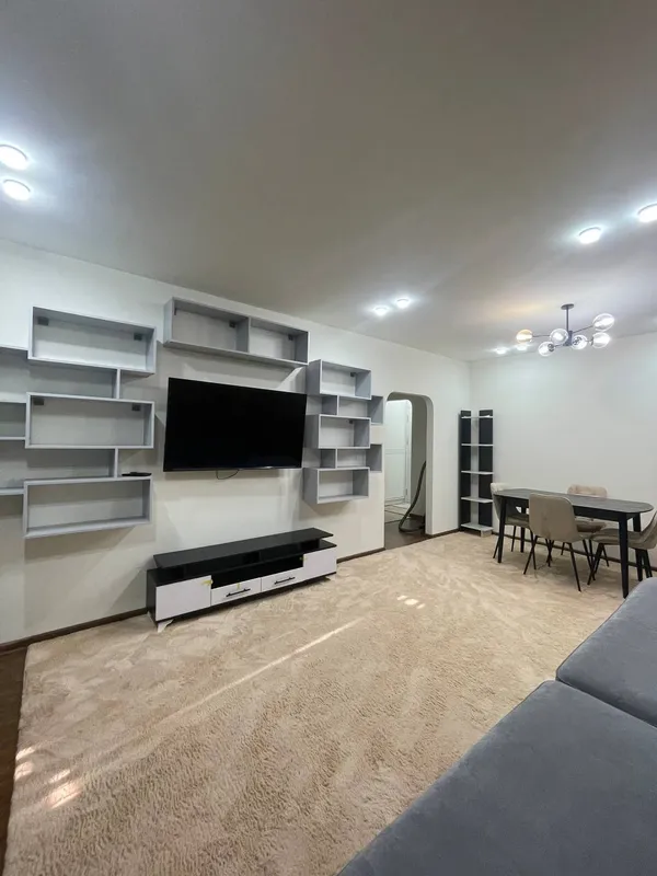 2-комнатная квартира, 56 м², 3/12 этаж — фото 2