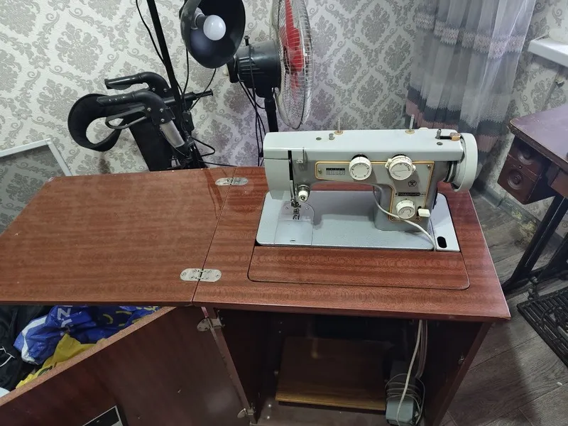 Motorli ikkita tikuv mashinasi sotiladi 2