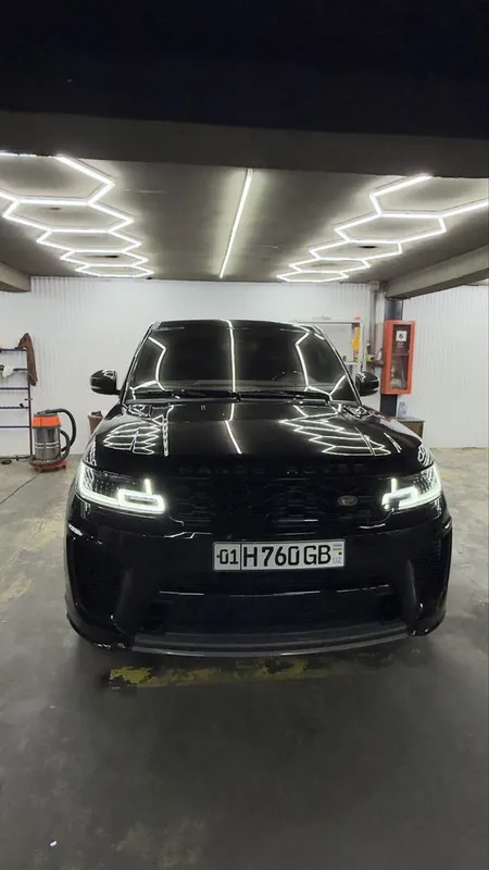 Renjrover sport 4,4 tinu moshina 4 Renjrover sport 4,4 tinu moshina 4