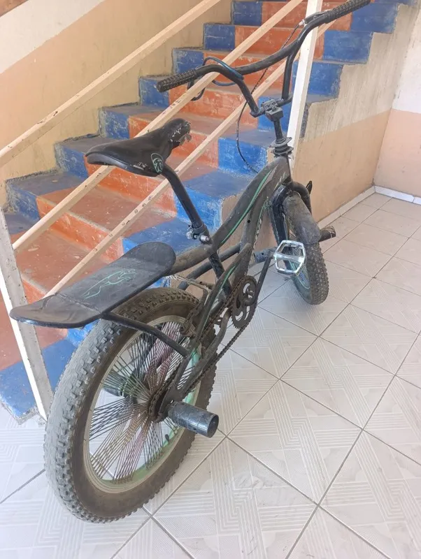 Velosiped. Nuqsoni yuq yuradi. 1 yil ishlatildi. Mustaxkam. 2 Velosiped. Nuqsoni yuq yuradi. 1 yil ishlatildi. Mustaxkam. 2
