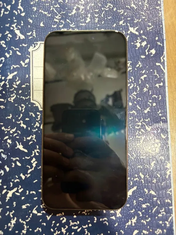 Iphone 16 pro max 5