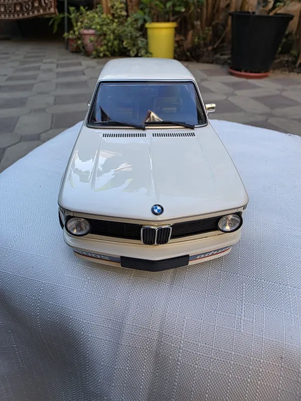 BMW 2002 turbo . мастаб 1:18