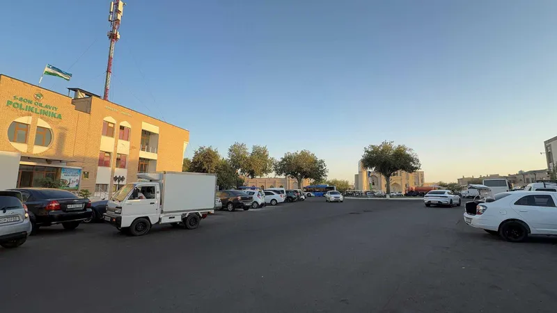 TAYYOR SHAHAR MARKAZIDAN 1.5 sotiqli hovli sotiladi #a395