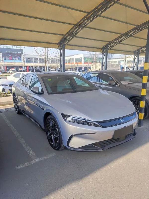BYD HAN 635 запас хода 2025 год 4 BYD HAN 635 запас хода 2025 год 4