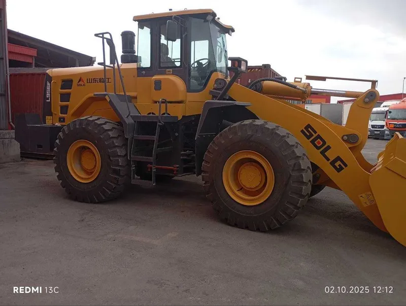 Фронтальный погрузчик SDLJ L956F Надолгосрочную аренду.