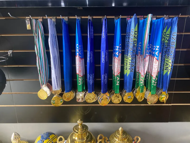 Medal optom va dona