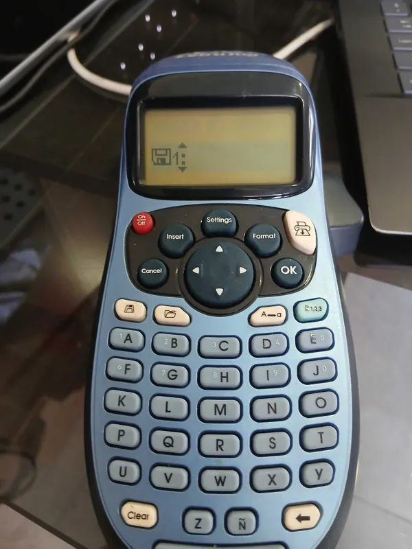 Lentochniy printer dlya morkirovki Dymo