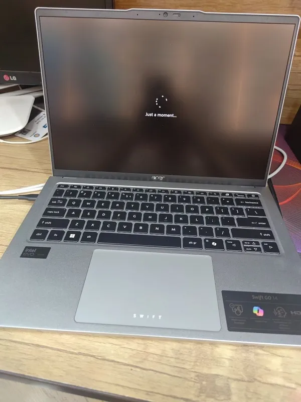 Acer Swift Go 14 — фото 1
