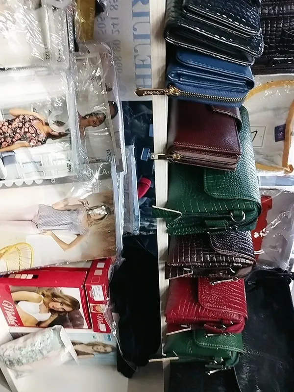 Натуральная Кожа кошельки и клачи в наличии есть — фото 1