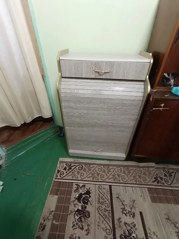 Продаётся комод беласного цыета