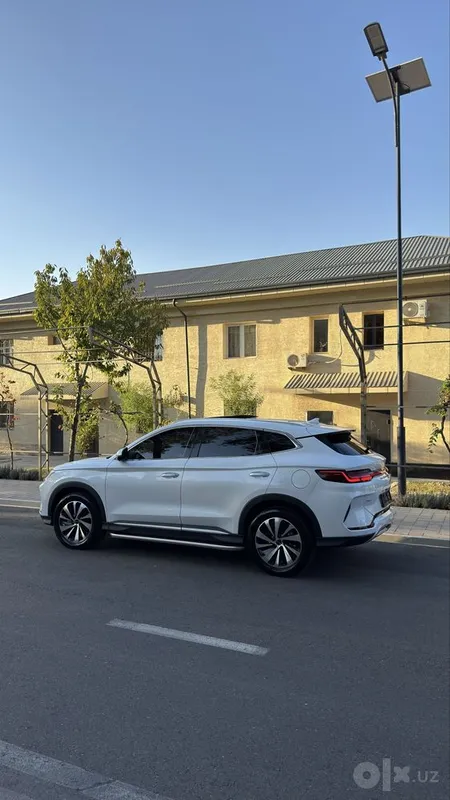 BYD Champion DM-i 5 BYD Champion DM-i 5