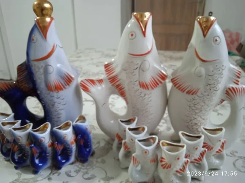 Ichimliklar uchun «Baliq» to‘plami: shtof va olti stopka, narxi 8 to‘plam, sovetcha 6