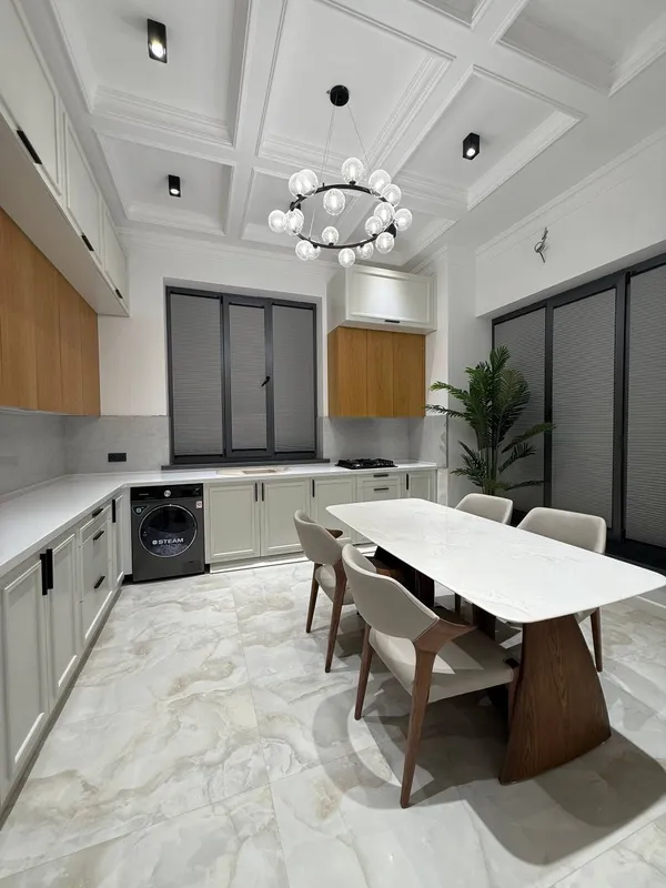 Дом продается Евро на Академ Городок 7