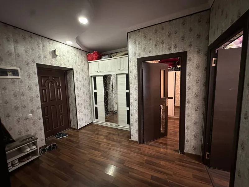 Arenda kvartira Mirobod tumani Obod Makon Navastiroyka 2xona 6