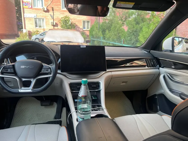 BYD song чемпион 2024й, 38000пробег, краска тозза, е 6 BYD song чемпион 2024й, 38000пробег, краска тозза, е 6