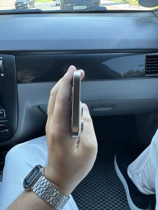 Iphone 16 pro max 256gb 5 Iphone 16 pro max 256gb 5