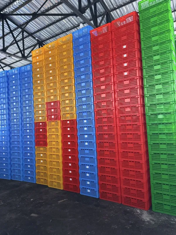 Plastmassa yashiklar harxil razmerlarda zavod narxlarda