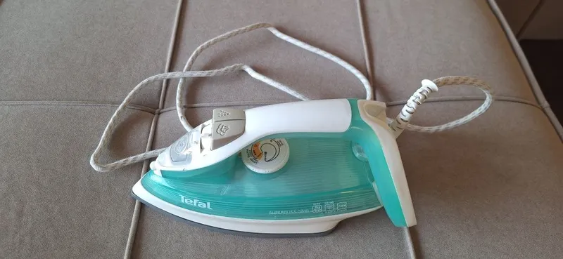 Утюг Tefal паровой — фото 2