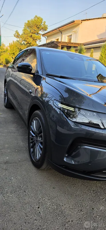 Leapmotor C11 Hybrid, 2024 год 4 Leapmotor C11 Hybrid, 2024 год 4