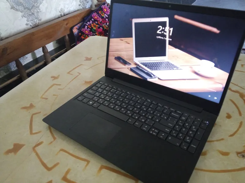 Lenovo rusumli noutbuk 3