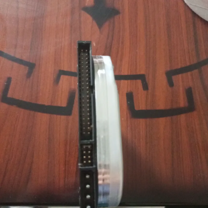 sotiladi eski retro HDD disk hajmi 4.3 gb — фото 1