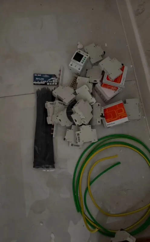 Электрик монтажник — фото 6