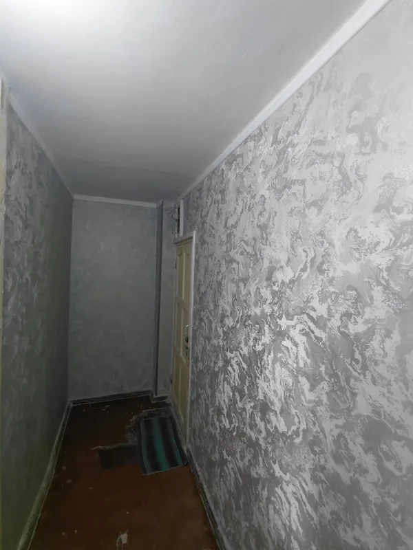 Srochna uy sotiladi 2 xonali