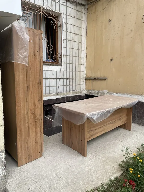 Srochno sotiladi ofisnoy mebel 2