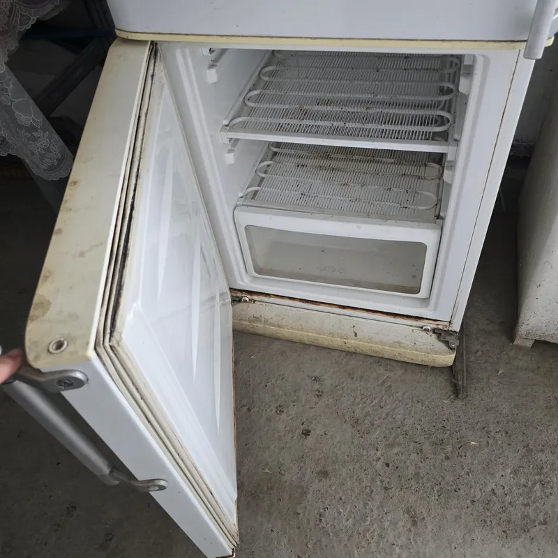 Срочно продаётся холодильник — фото 2