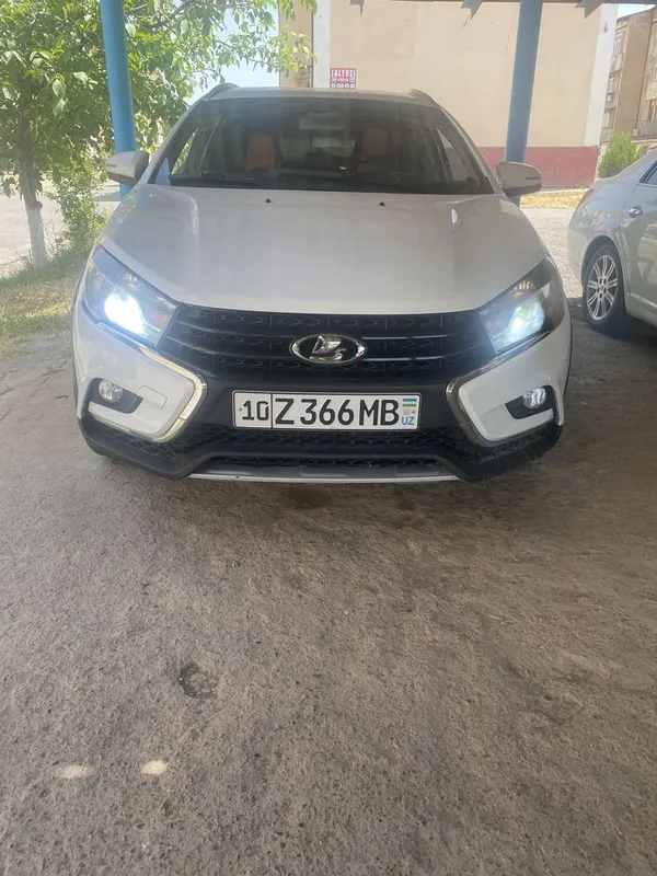 Lada vesta cross