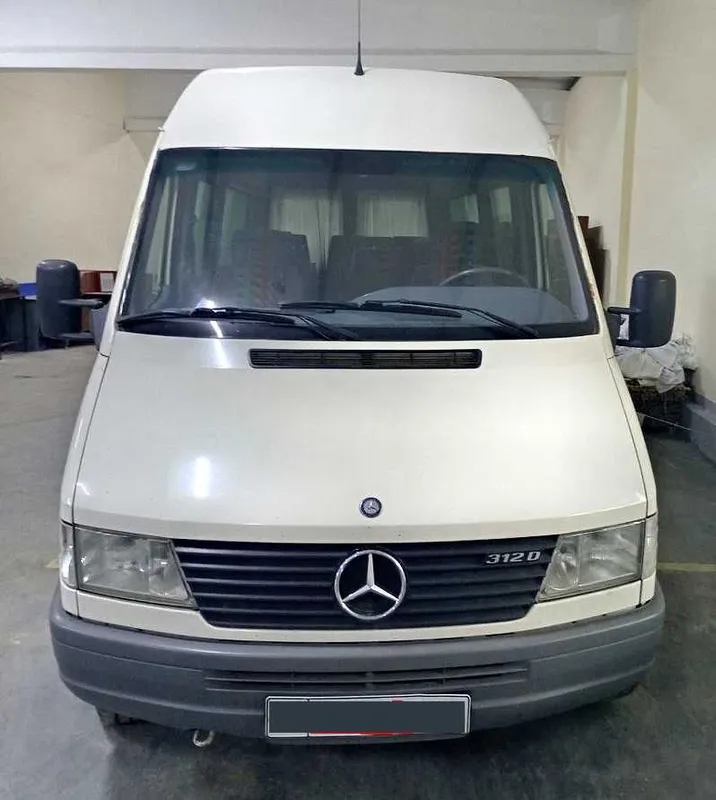 Спринтер sprinter 1996yil 126000 yurgani 1 Спринтер sprinter 1996yil 126000 yurgani 1