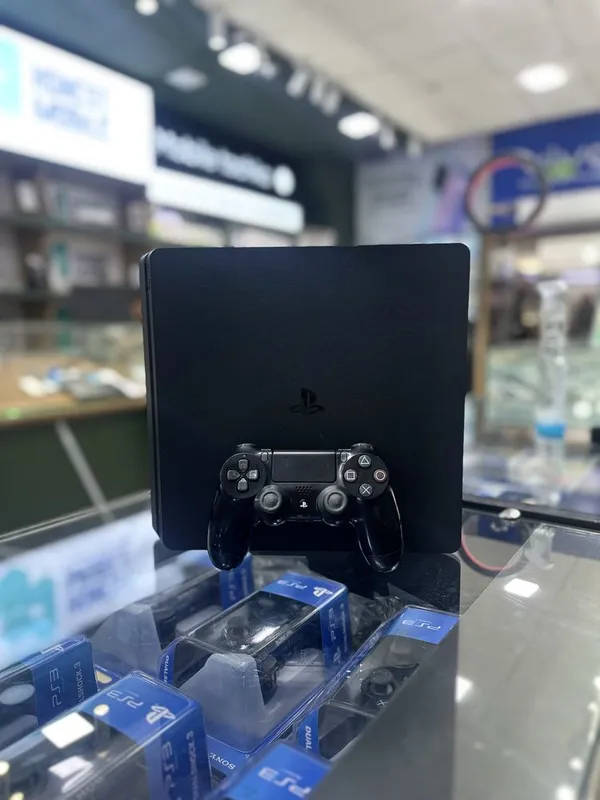 Ps4 slim 1TB б/у 250$ 1