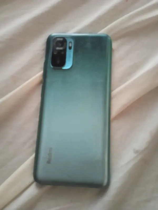 Redmi note 10 Xolati yaxshi ekranda siniq palasa bor ishlashi yaxshi 1 Redmi note 10 Xolati yaxshi ekranda siniq palasa bor ishlashi yaxshi 1