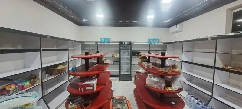 Dokon uchun tayyor mebel va stelaj