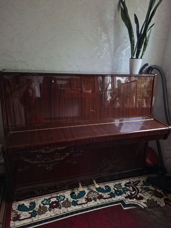 Pianino Krasnoy oktyabr 2 Pianino Krasnoy oktyabr 2