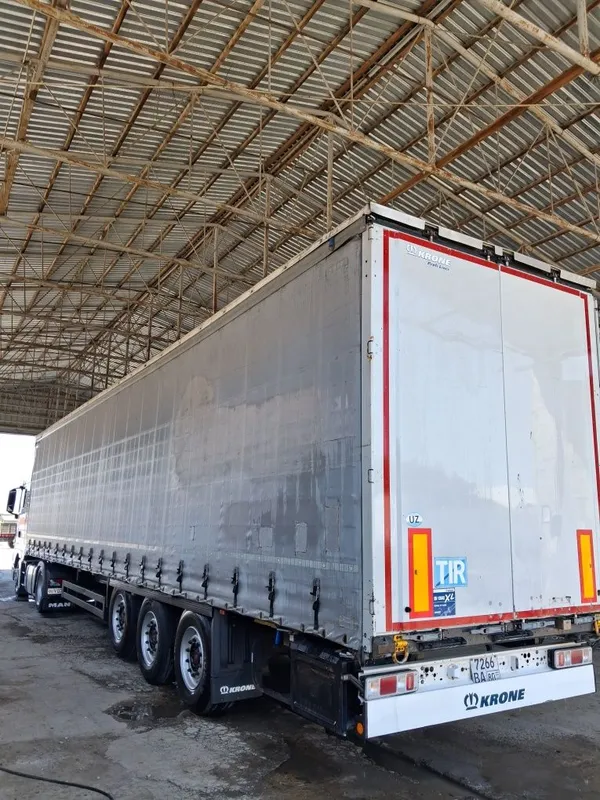 Man Euro 6 TGX 18.460 5 Man Euro 6 TGX 18.460 5