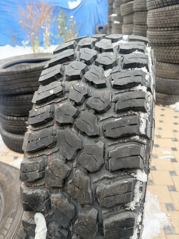 285/70/17 M/T made in TAYLAND xolati ideal — фото 1