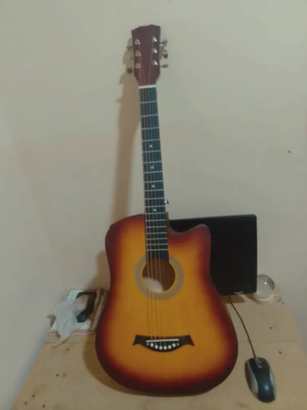 Arzonga gitara qidirganlar uchun 3