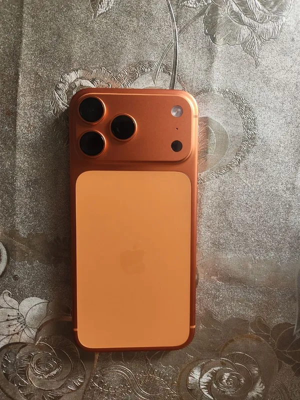 iphone 17promax 256 — фото 1