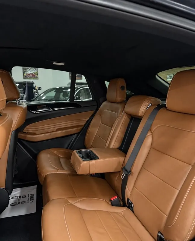 Mersedes Benz GLE 43 AMG Coupe 4Matic 6 Mersedes Benz GLE 43 AMG Coupe 4Matic 6