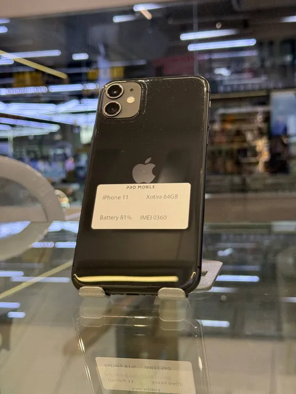 iPhone 11 iPhone 11