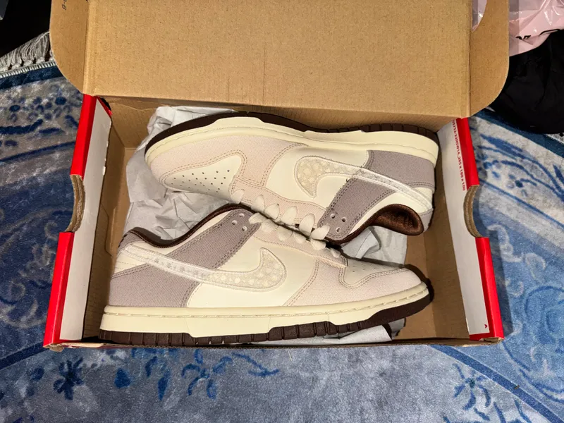 NIKE LIMITED EDITION 1 NIKE LIMITED EDITION 1